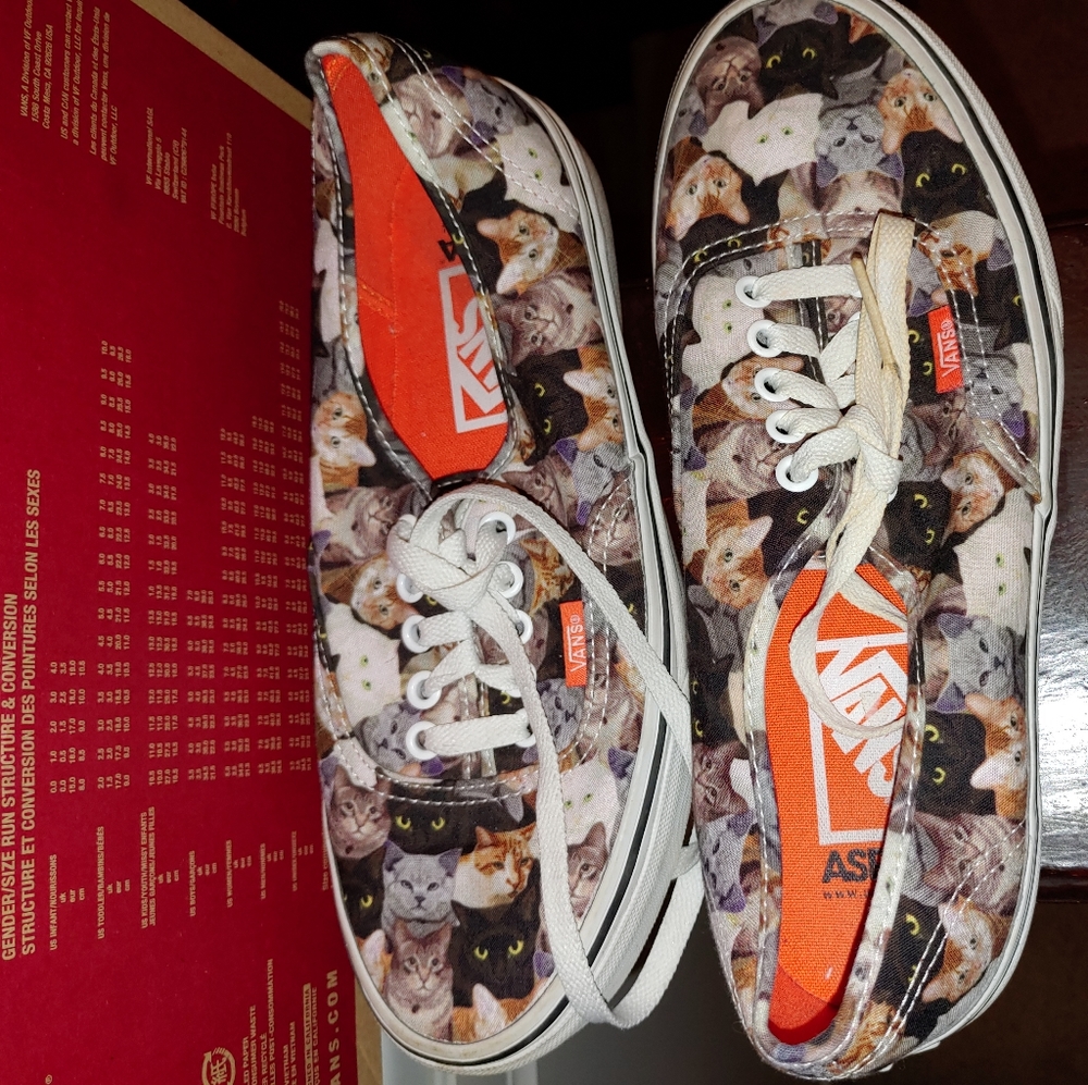 Cat Vans